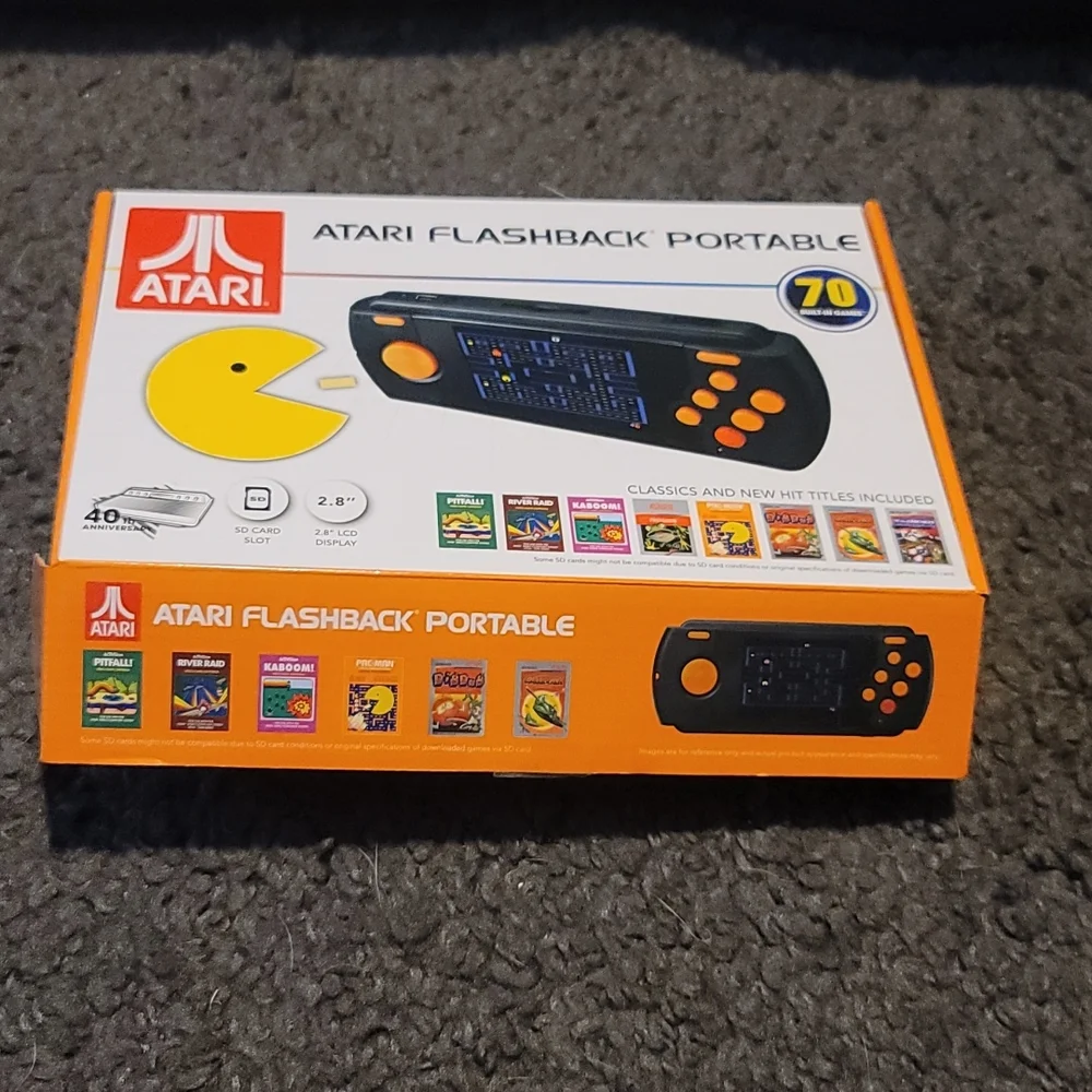 Atari portable - Picture 2 of 3